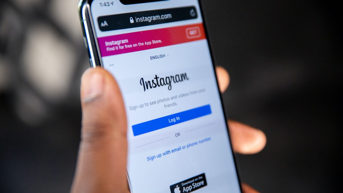 New Instagram tool allows users to further limit sensitive content