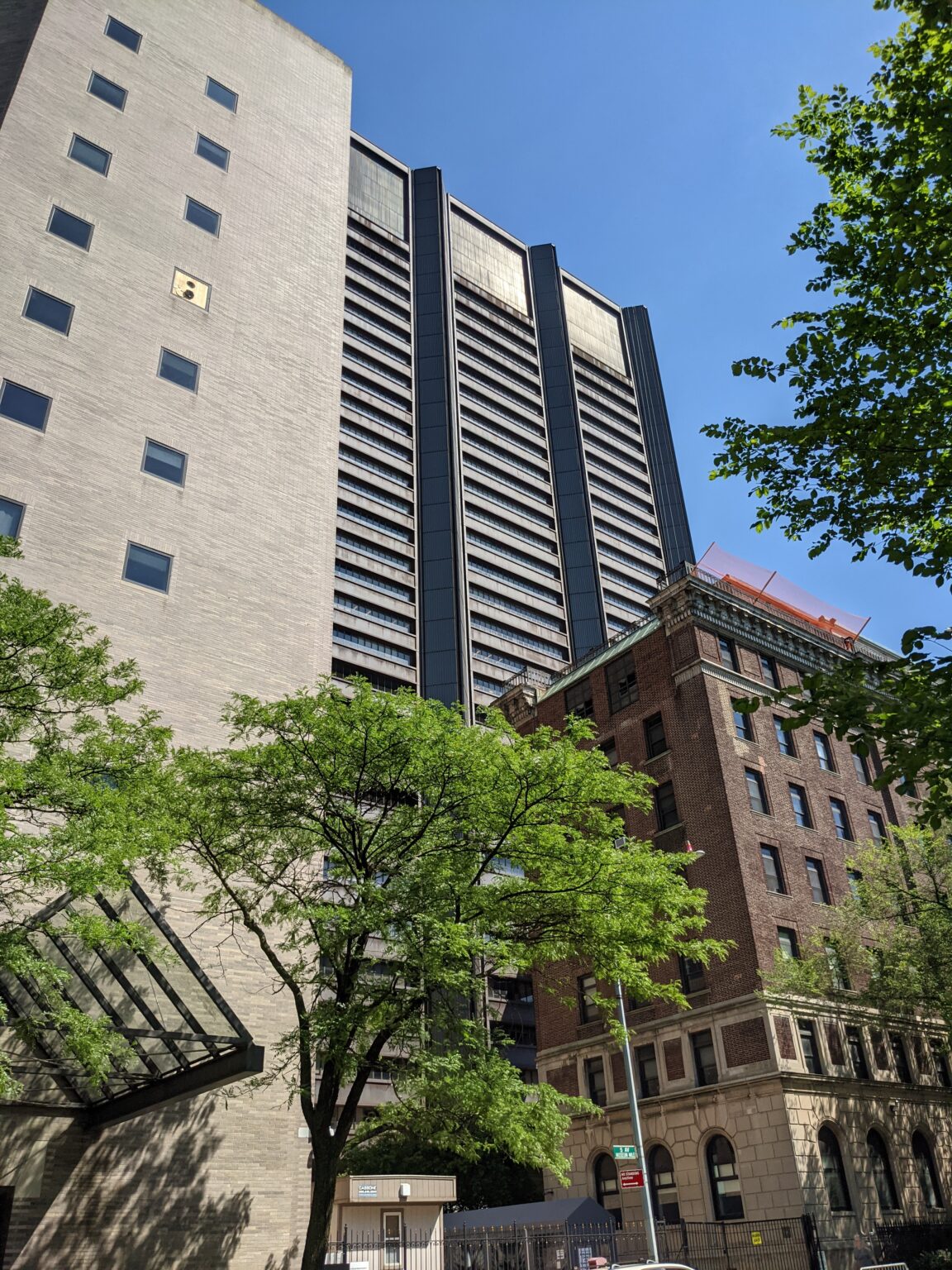 Mount Sinai Hospital in New York Under Fire for Alleged Substandard