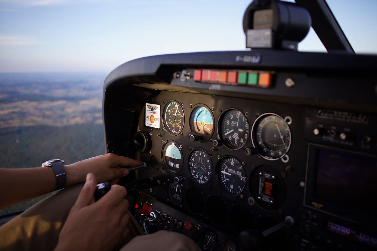 aircraft cockpit flight sky 5336532