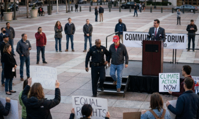 Hecklers Dominate Failing Anti-Trump Rally